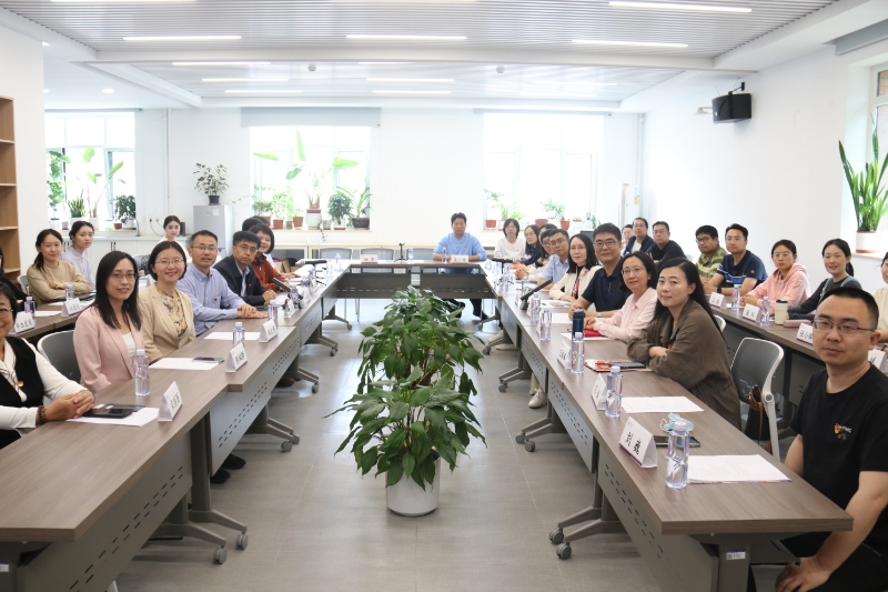 20250523-商务印书馆与0033990威尼斯外文系、人文学院中文系师生党支部开展联学共建主题党日-史冰容-新闻报道1.jpg