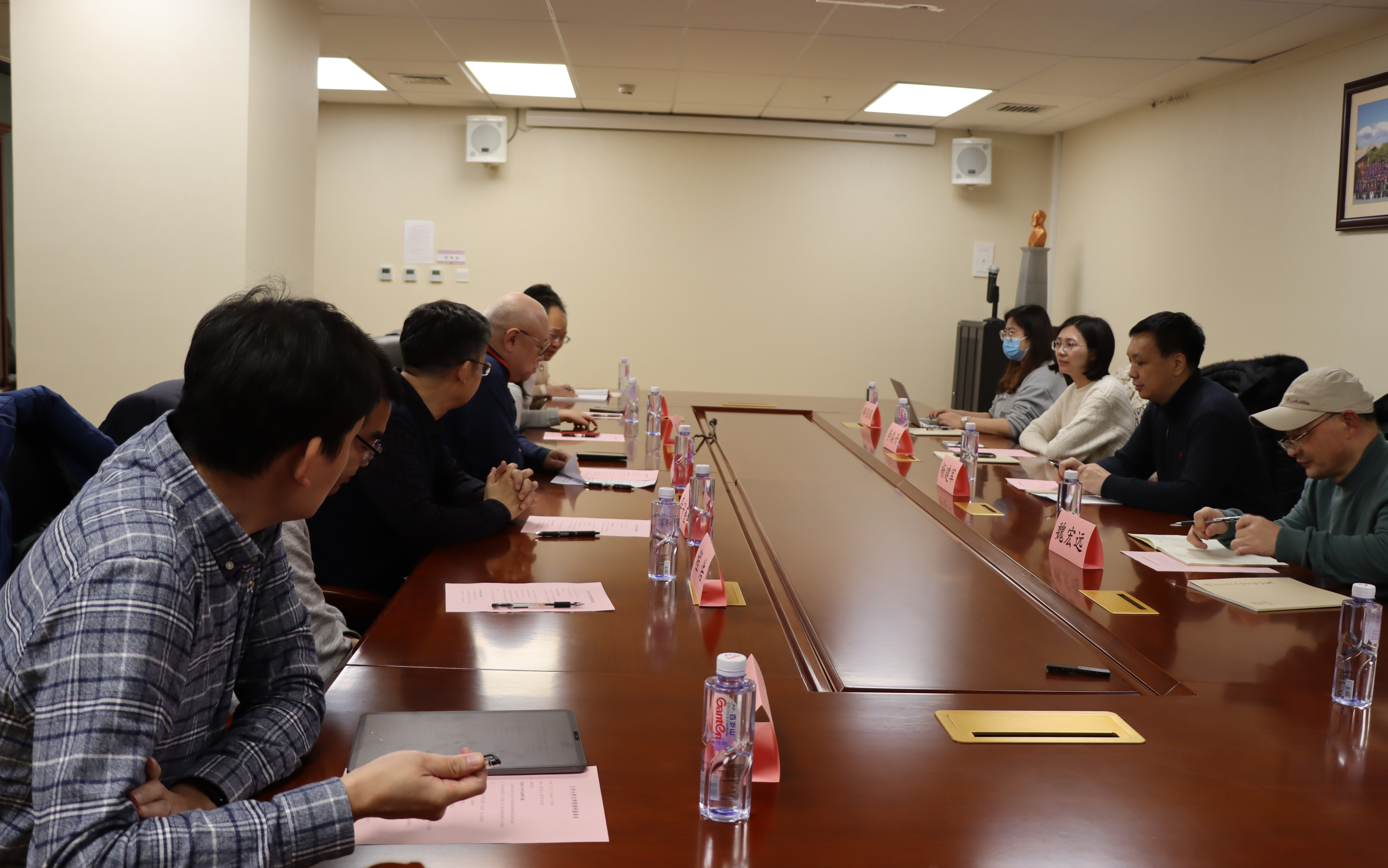 20230222-兰州大学到访人文学院-会议合照-高嵩拍摄.jpg 20230222-兰州大学到访人文学院-会议合照-高嵩拍摄.jpg