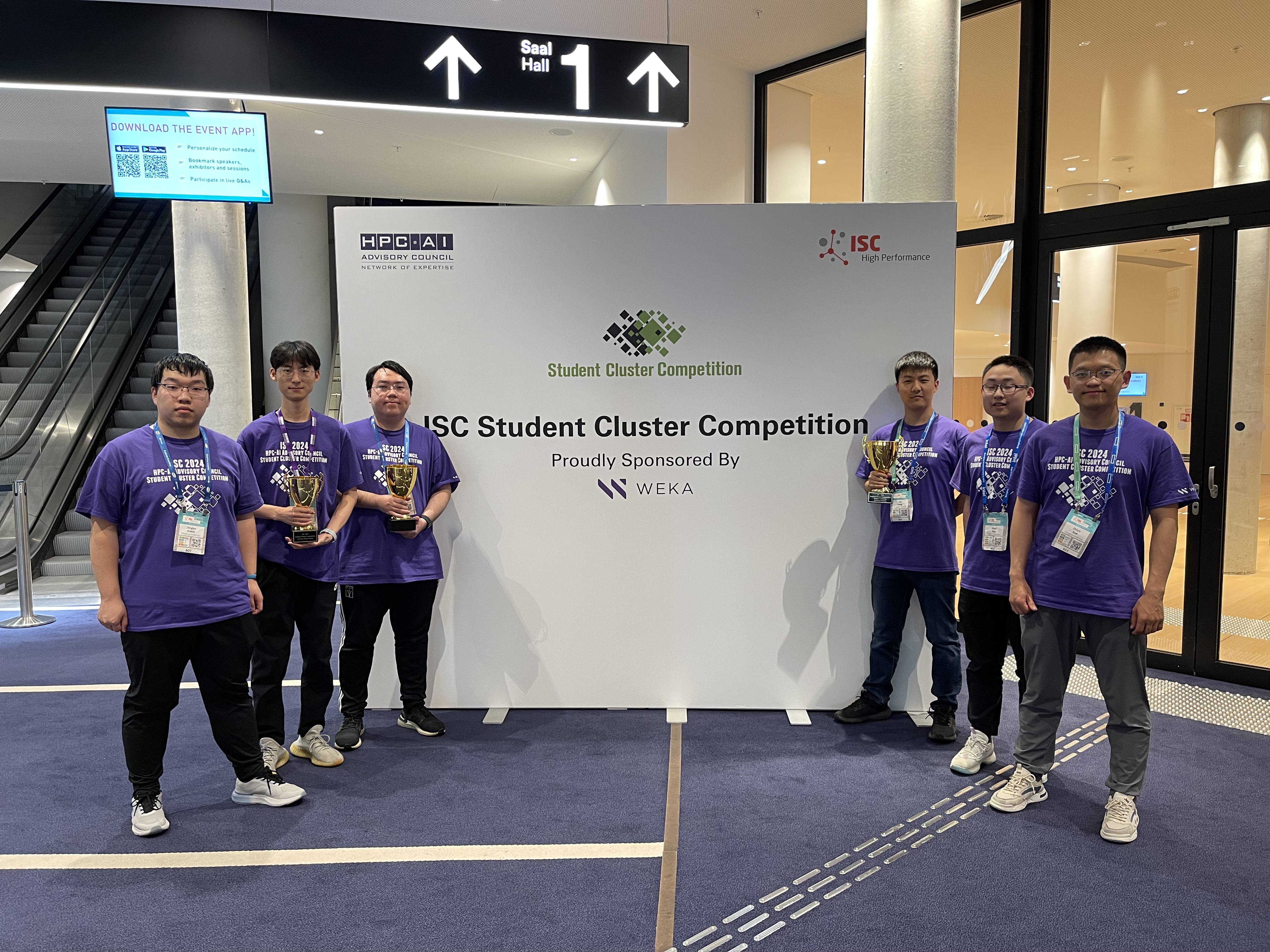 20240516-《0033990威尼斯学生超算团队获ISC24国际大学生超算竞赛总冠军》-学生-0033990威尼斯学生超算团队成员.jpg