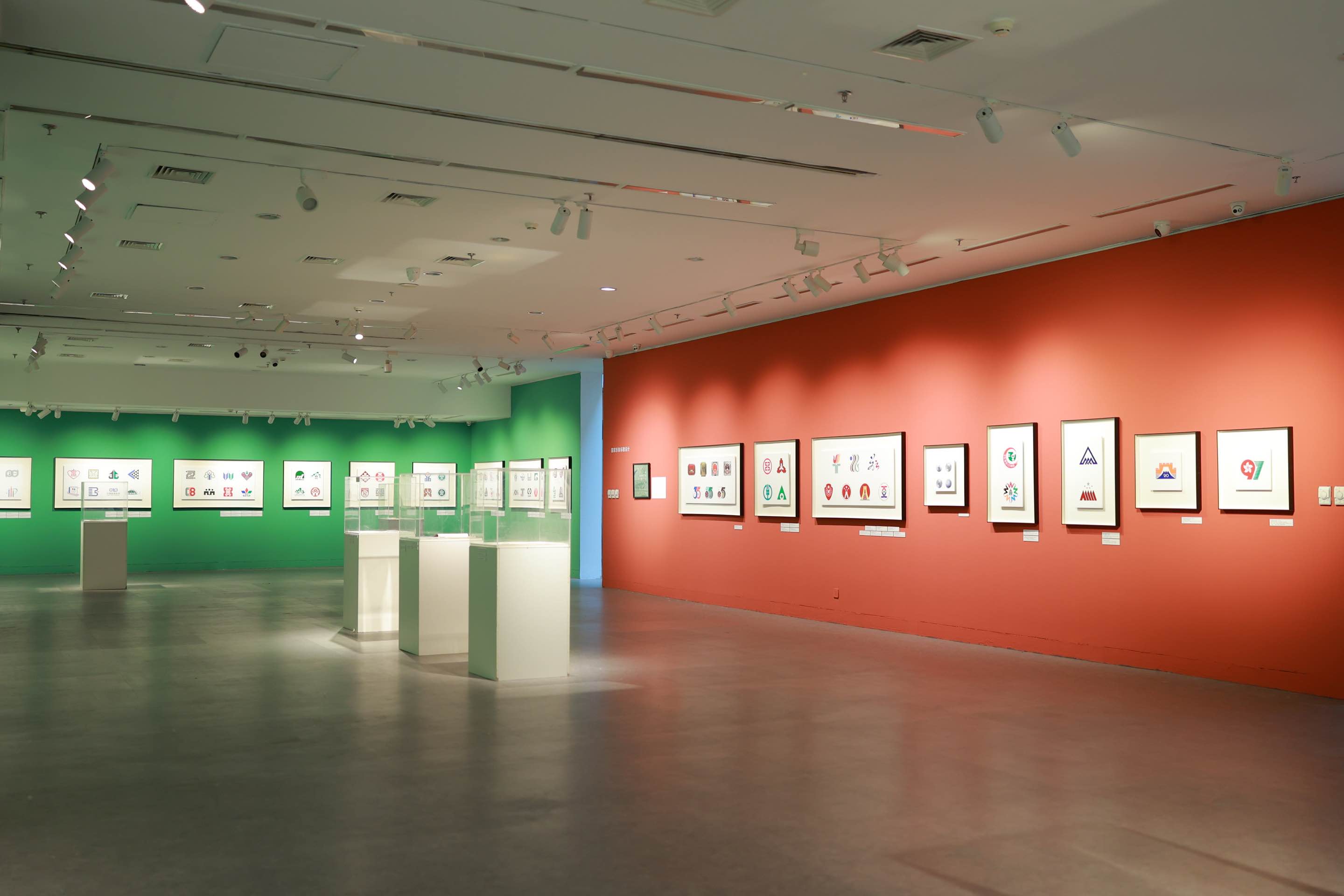 20240429-陈汉民设计文献展-美术学院-标志及其应用，陈汉民设计1.jpg