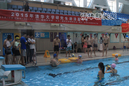 ??? 水上投篮(摄影:张尚煜)副本.jpg