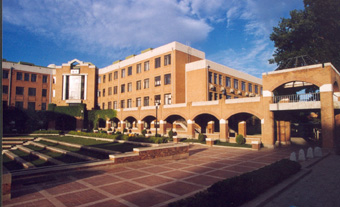 高等研究中心外景。（郭海军 摄）